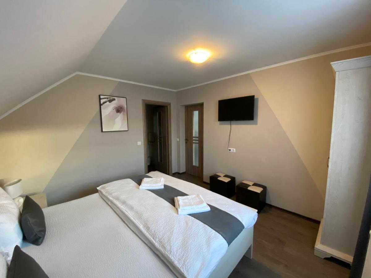 Matyas Vendeghaz Hotel Совата Екстериор снимка