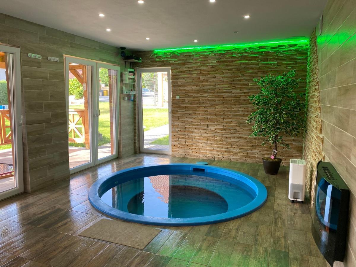 Matyas Vendeghaz Hotel Совата Екстериор снимка