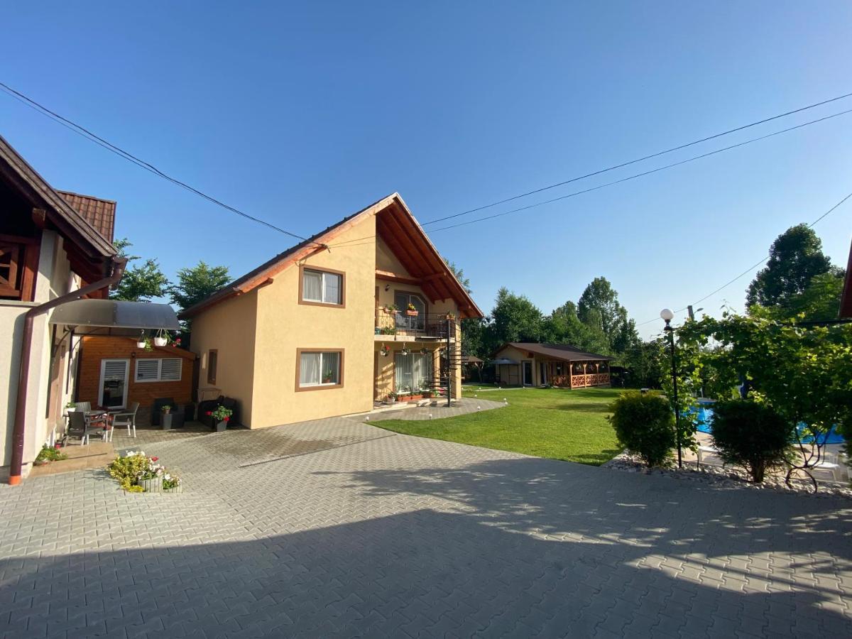 Matyas Vendeghaz Hotel Совата Екстериор снимка