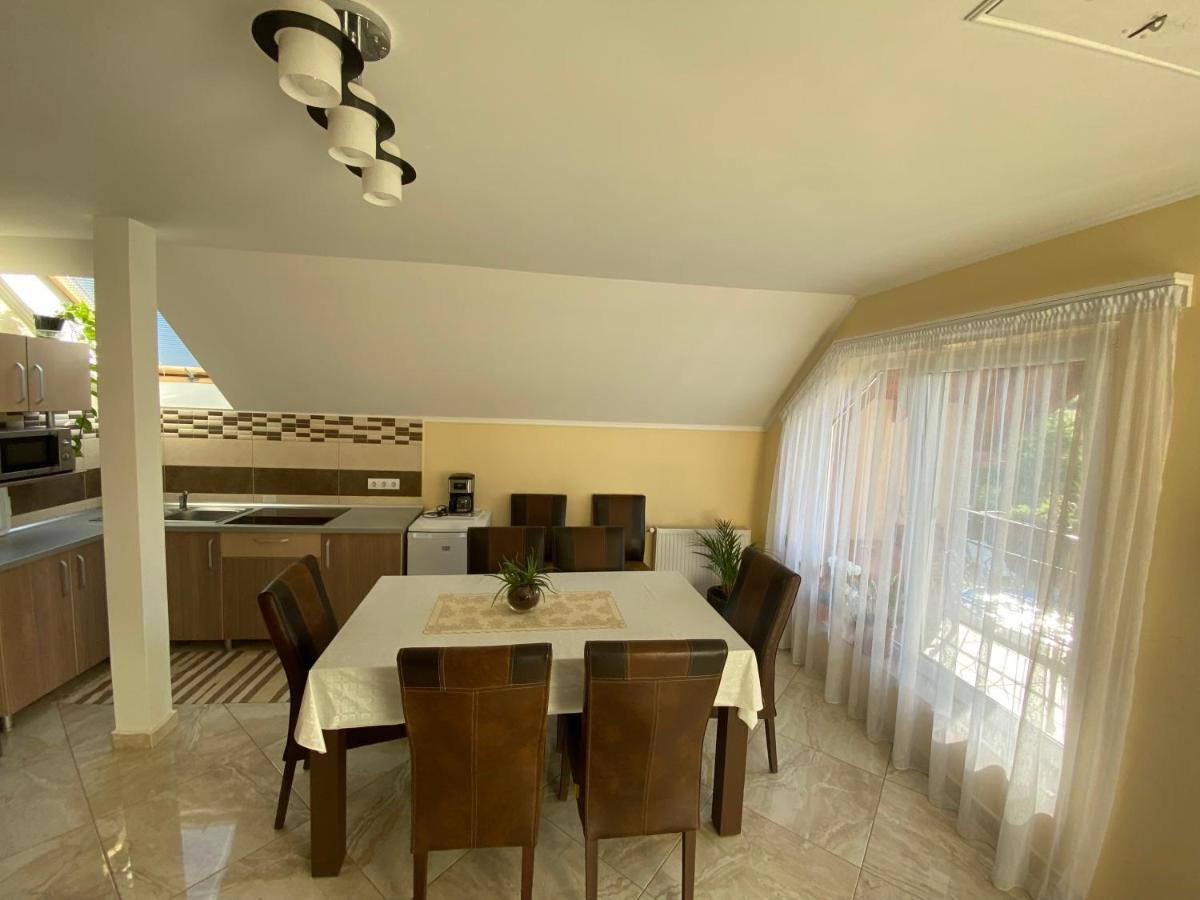 Matyas Vendeghaz Hotel Совата Екстериор снимка